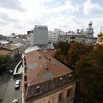 Rooftop Apartment Street Doamnei